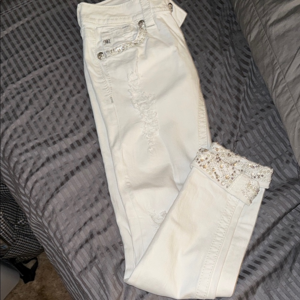 Miss Me White Ankle Cropped Jeans Distressed